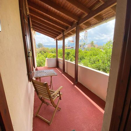 Dusk Apartments With Stunning Mountain View Ханя Екстериор снимка